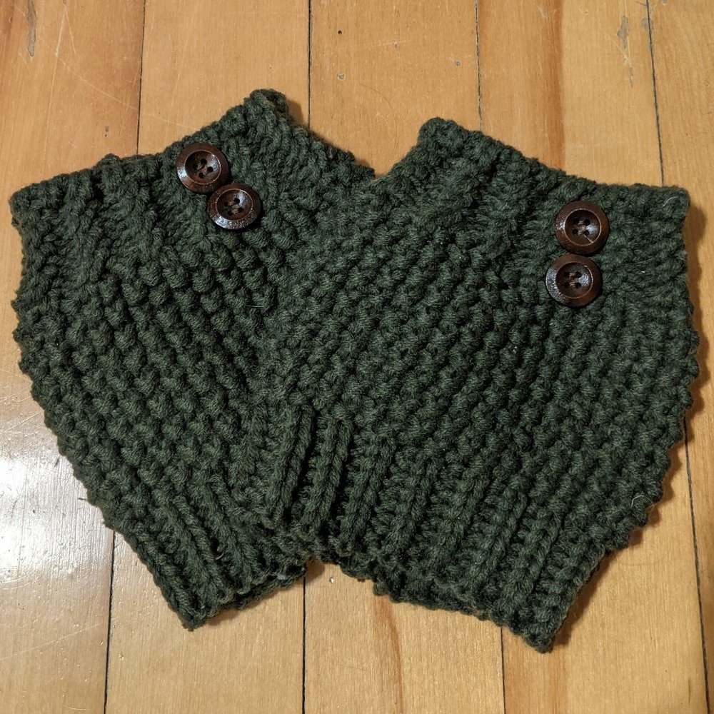 Boot Cuffs Forest Green with Buttons